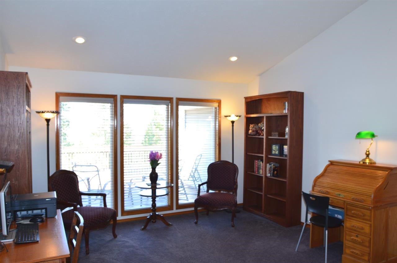 22413 W McFarlane Rd - Photo 3