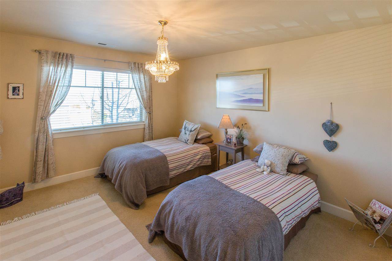 2615 W HOWESDALE - Photo 14
