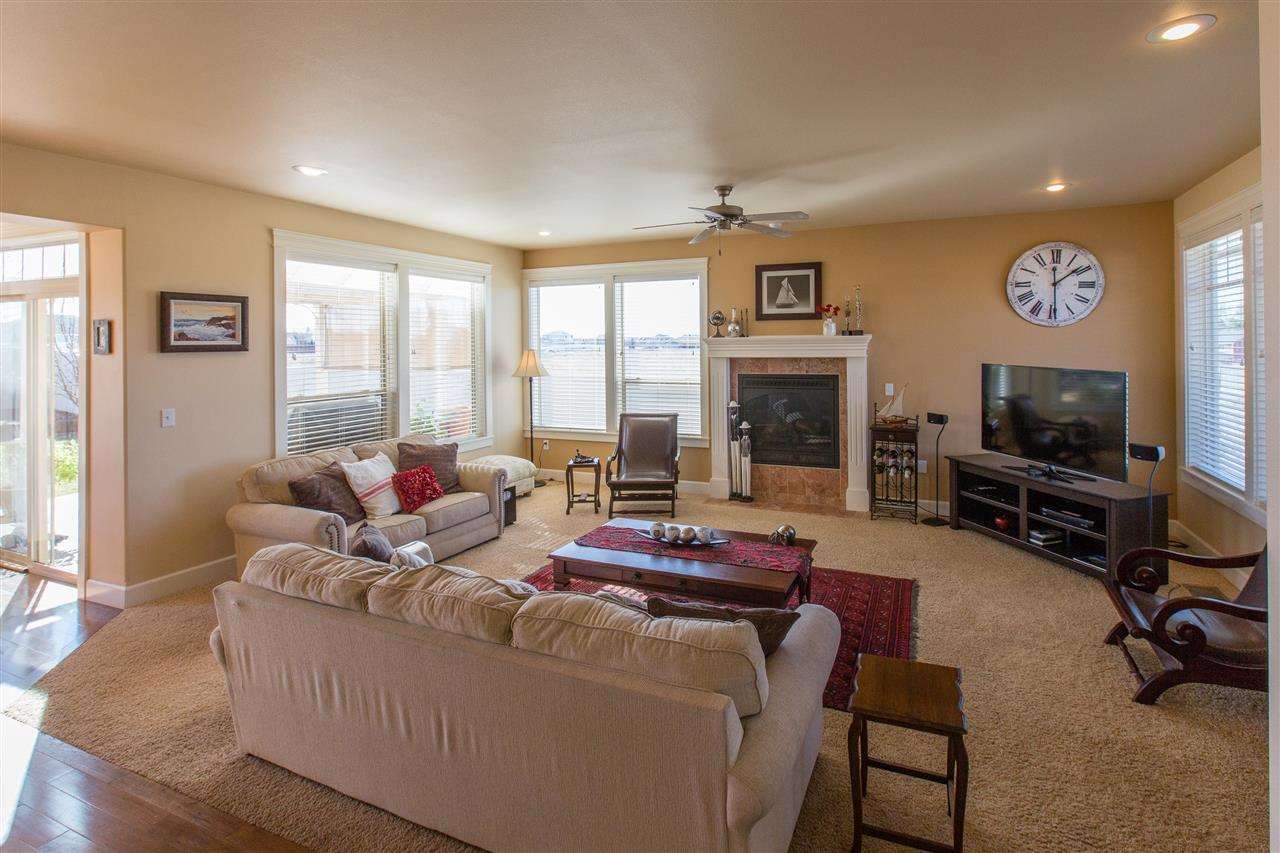 2615 W HOWESDALE - Photo 5