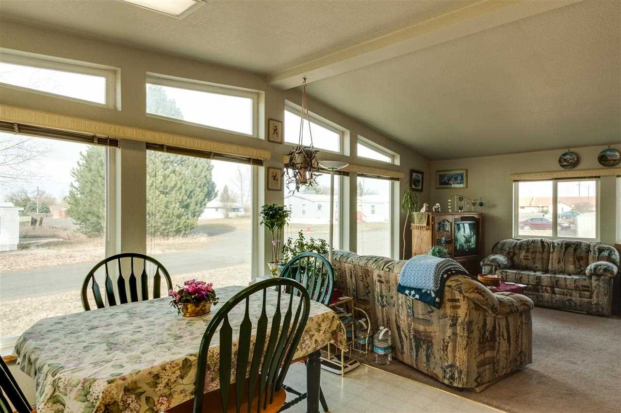 1108 2nd St - Photo 6