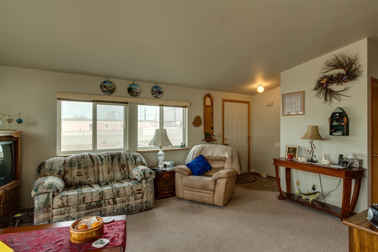 1108 2nd St - Photo 8