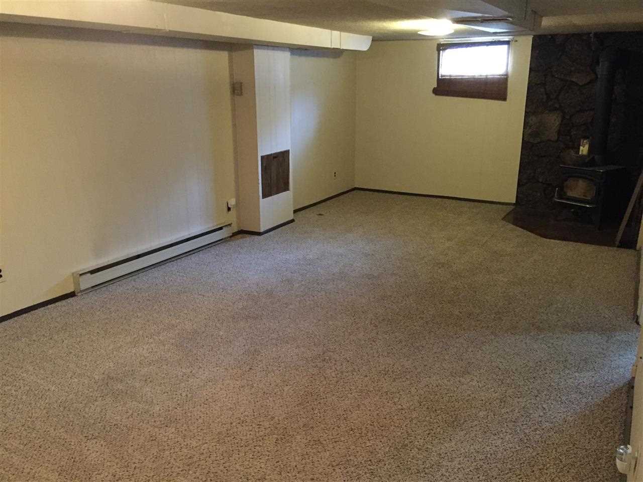 1410 E Thurston - Photo 11