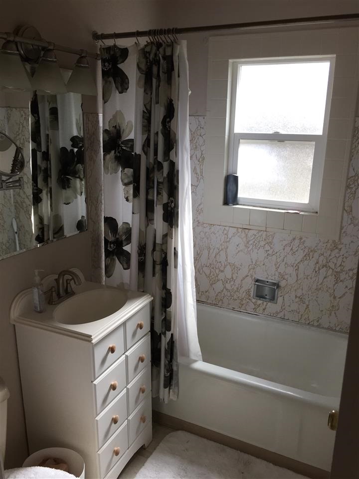 1410 E Thurston - Photo 10
