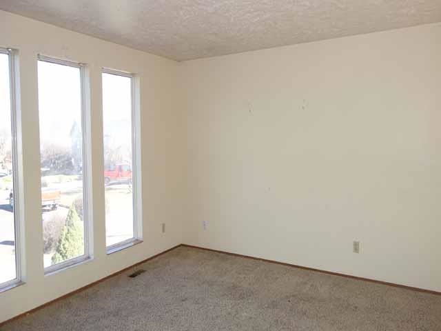 12520 E 6th Avenue - Photo 4