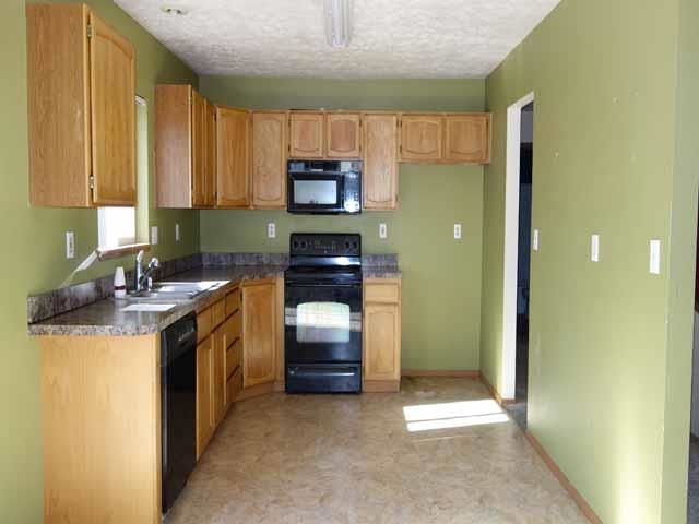 12520 E 6th Avenue - Photo 7