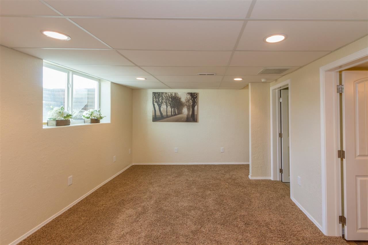 4823 N Cannon - Photo 9