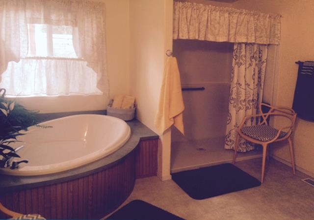 6406 Lakeview Dr - Photo 11