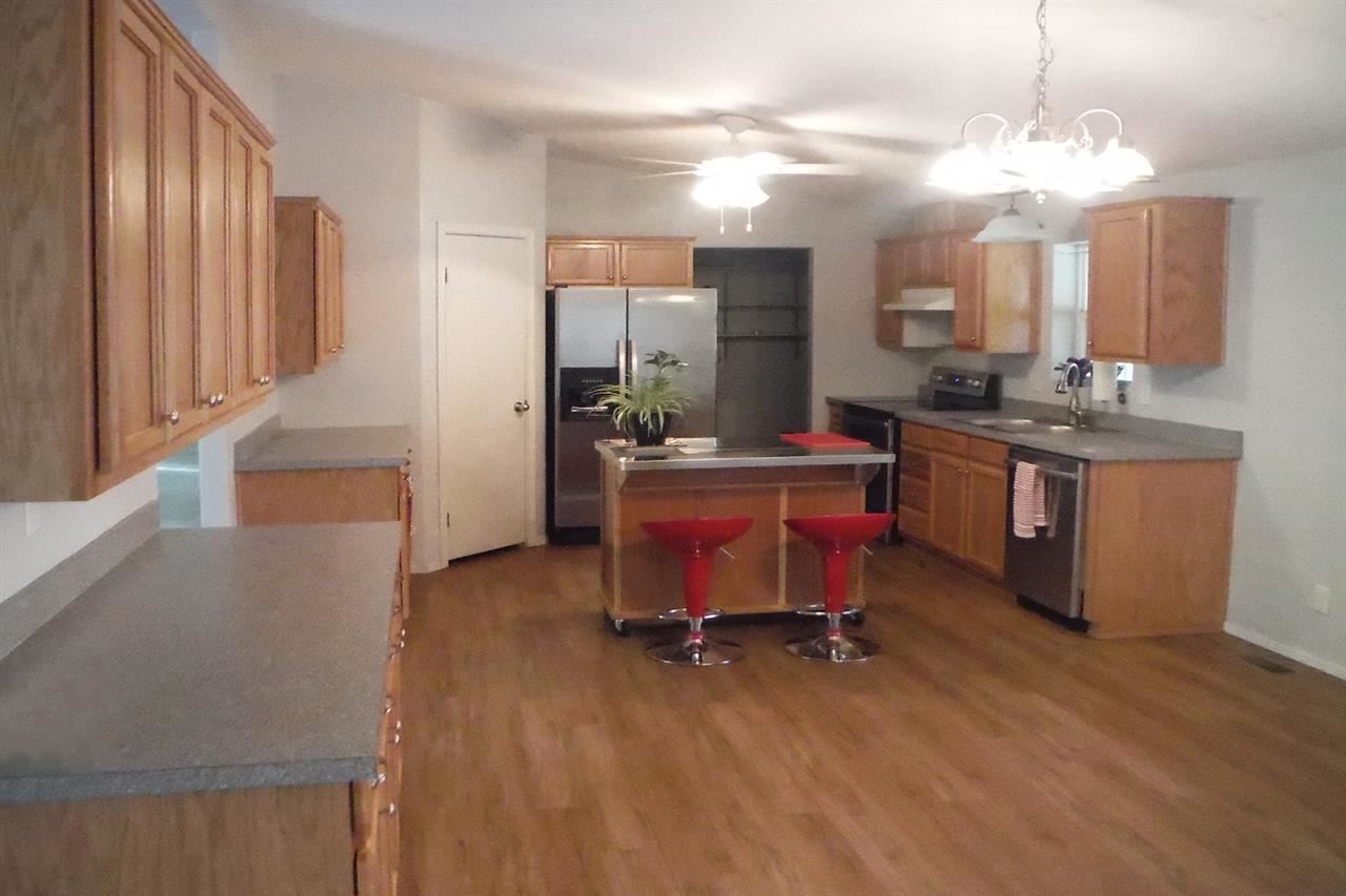 6406 Lakeview Dr - Photo 5
