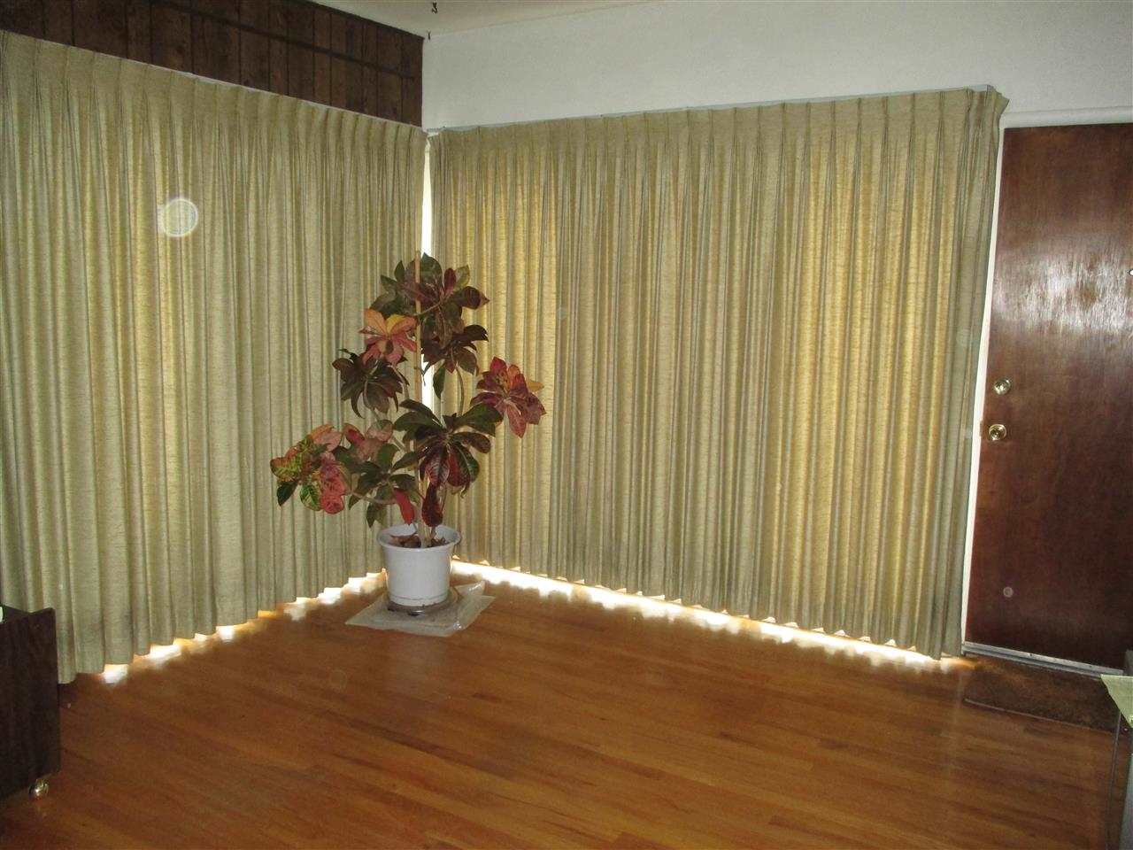 1723 S McCabe Rd - Photo 2