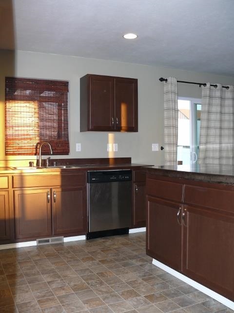 2006 N Bell St - Photo 10