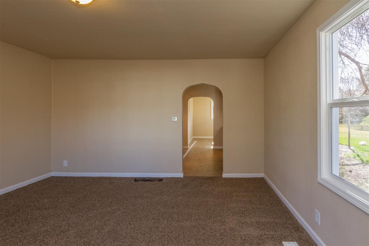 2608 E Hartson Ave - Photo 5