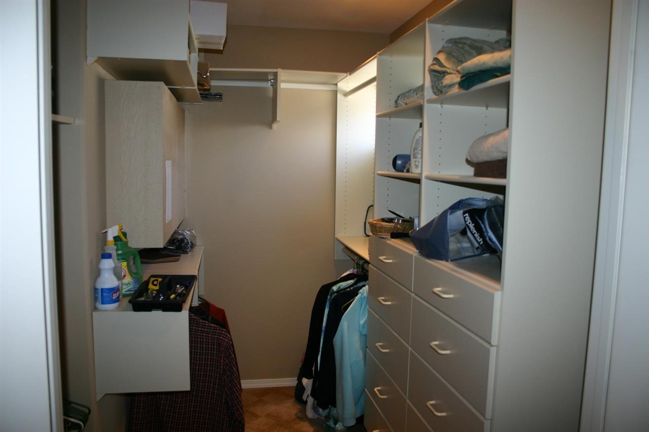 301 S Chestnut - Photo 18