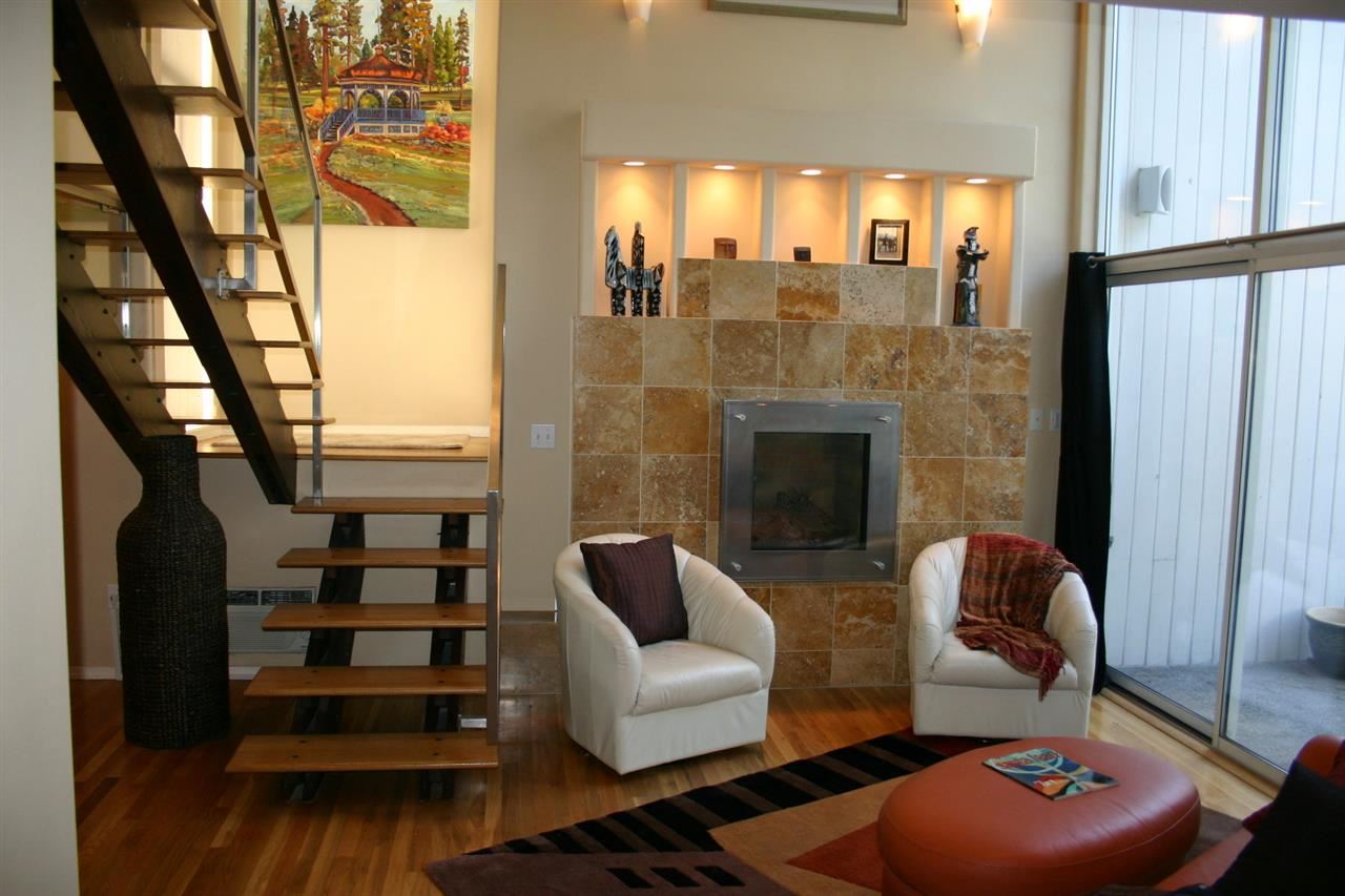 301 S Chestnut - Photo 3