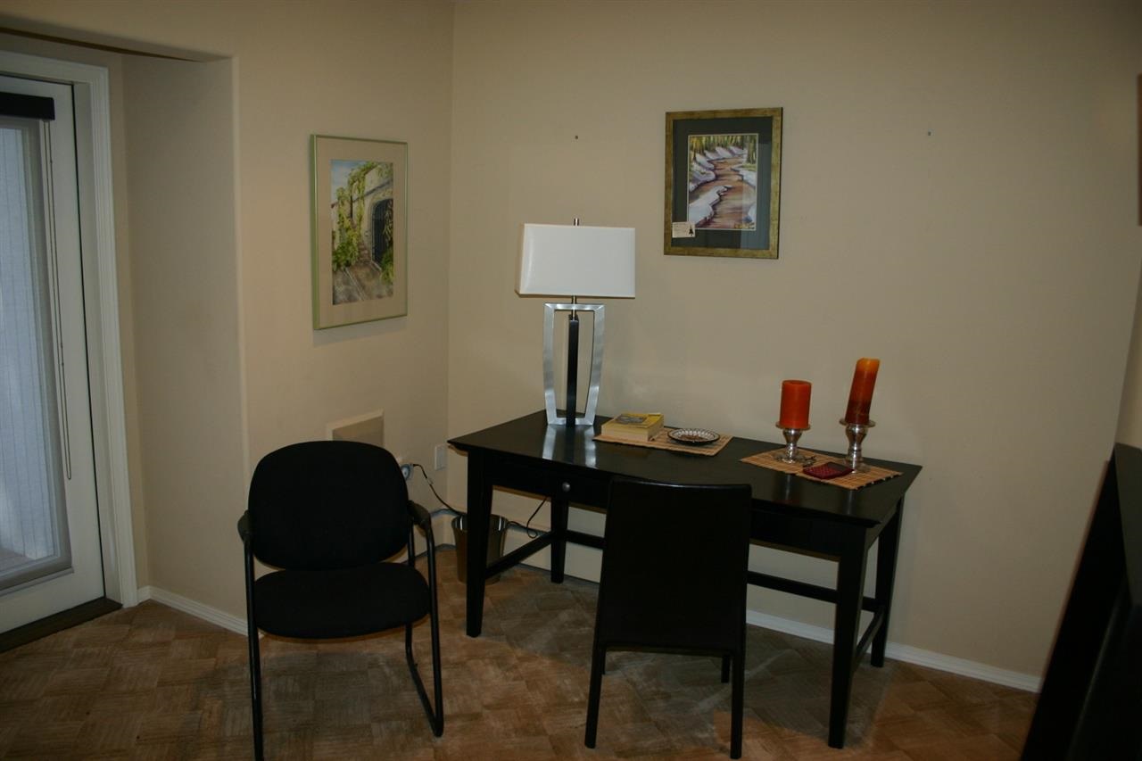 301 S Chestnut - Photo 10