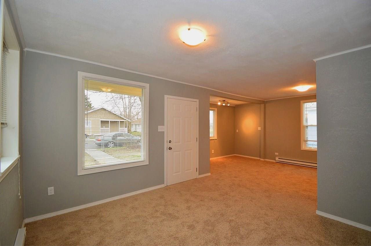 1111 N Stone St - Photo 3