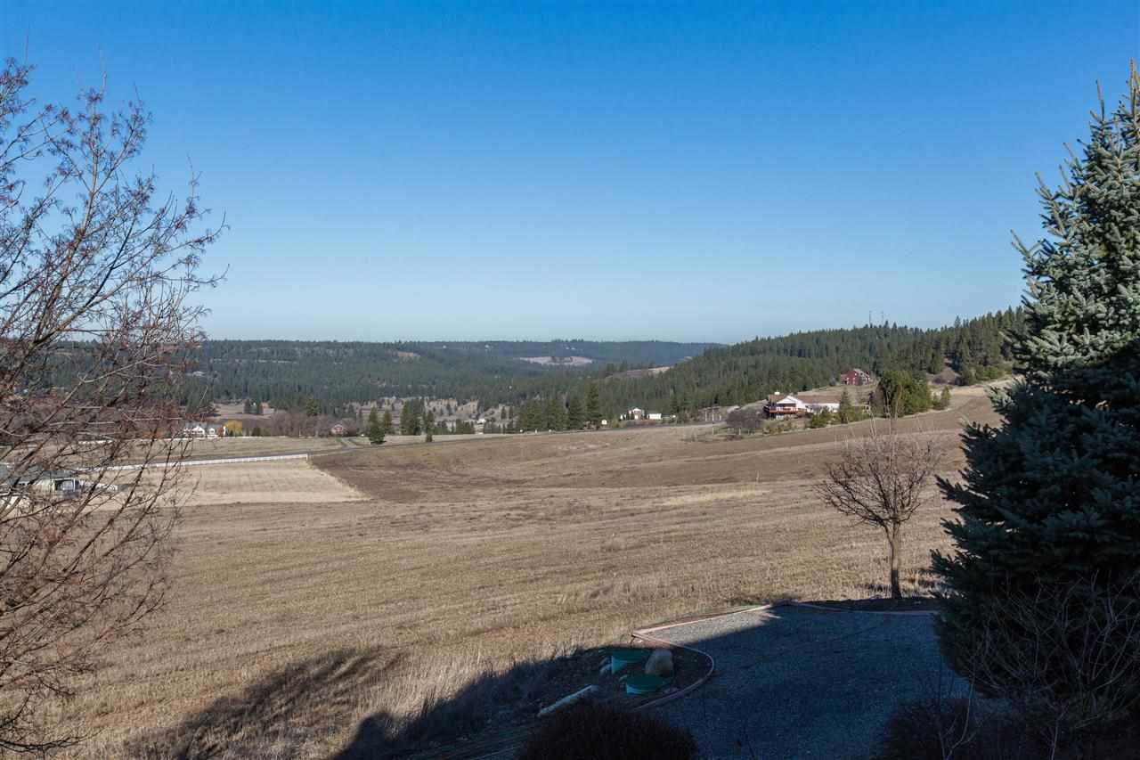 11310 S Freya Rd - Photo 4