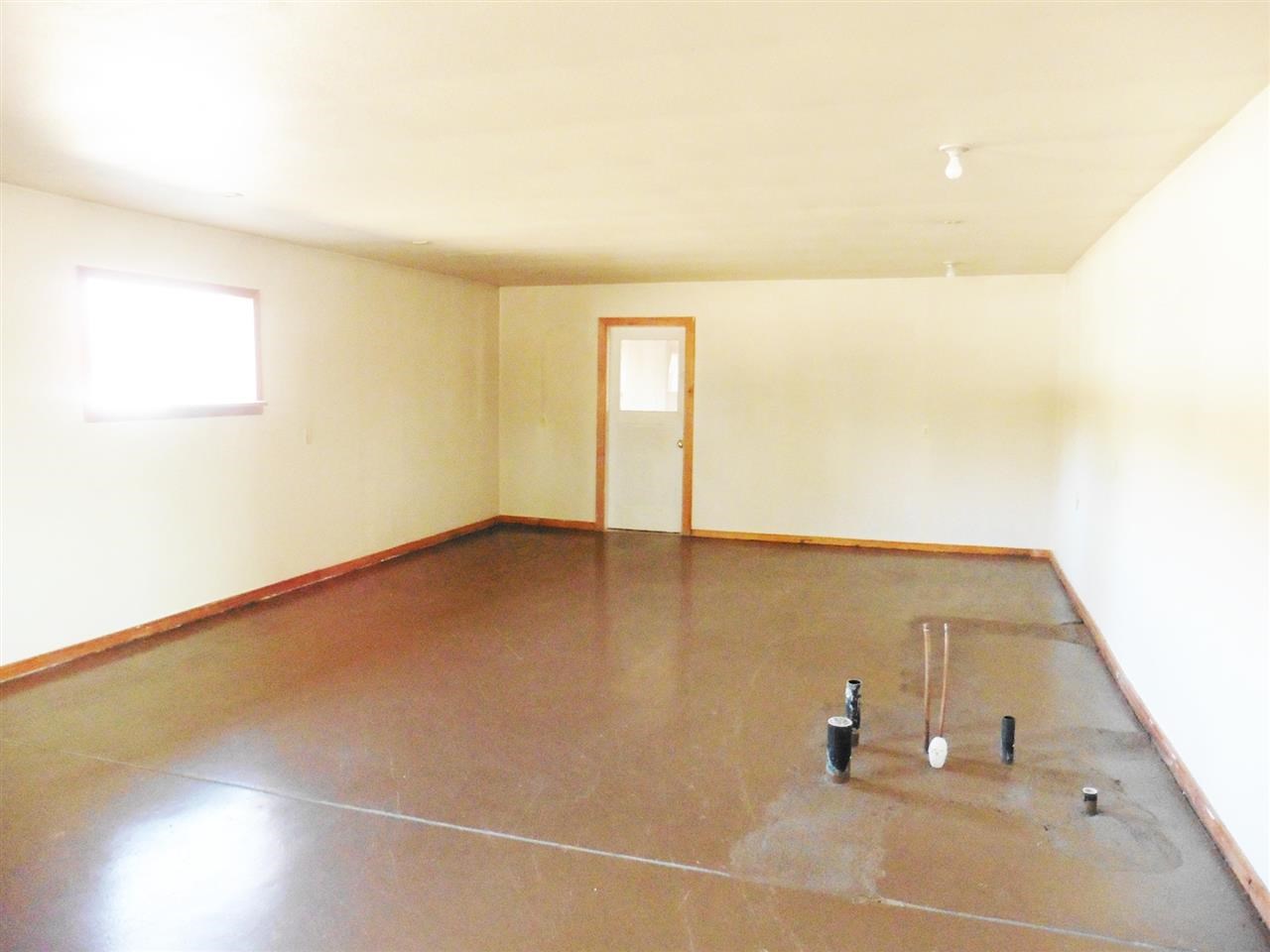 4531 Railroad Ave - Photo 7