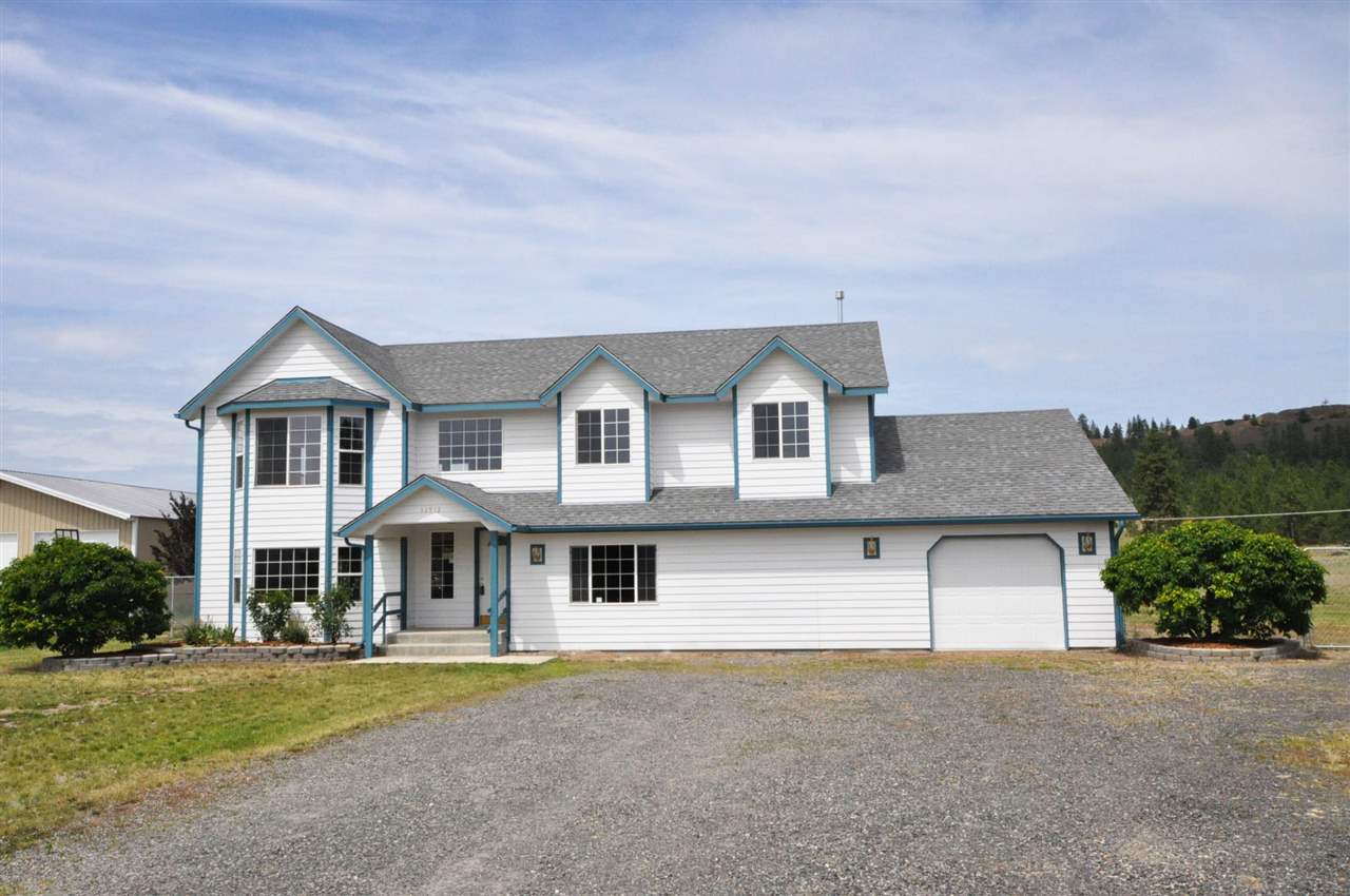 13316 W Greenfield Rd - Photo 1