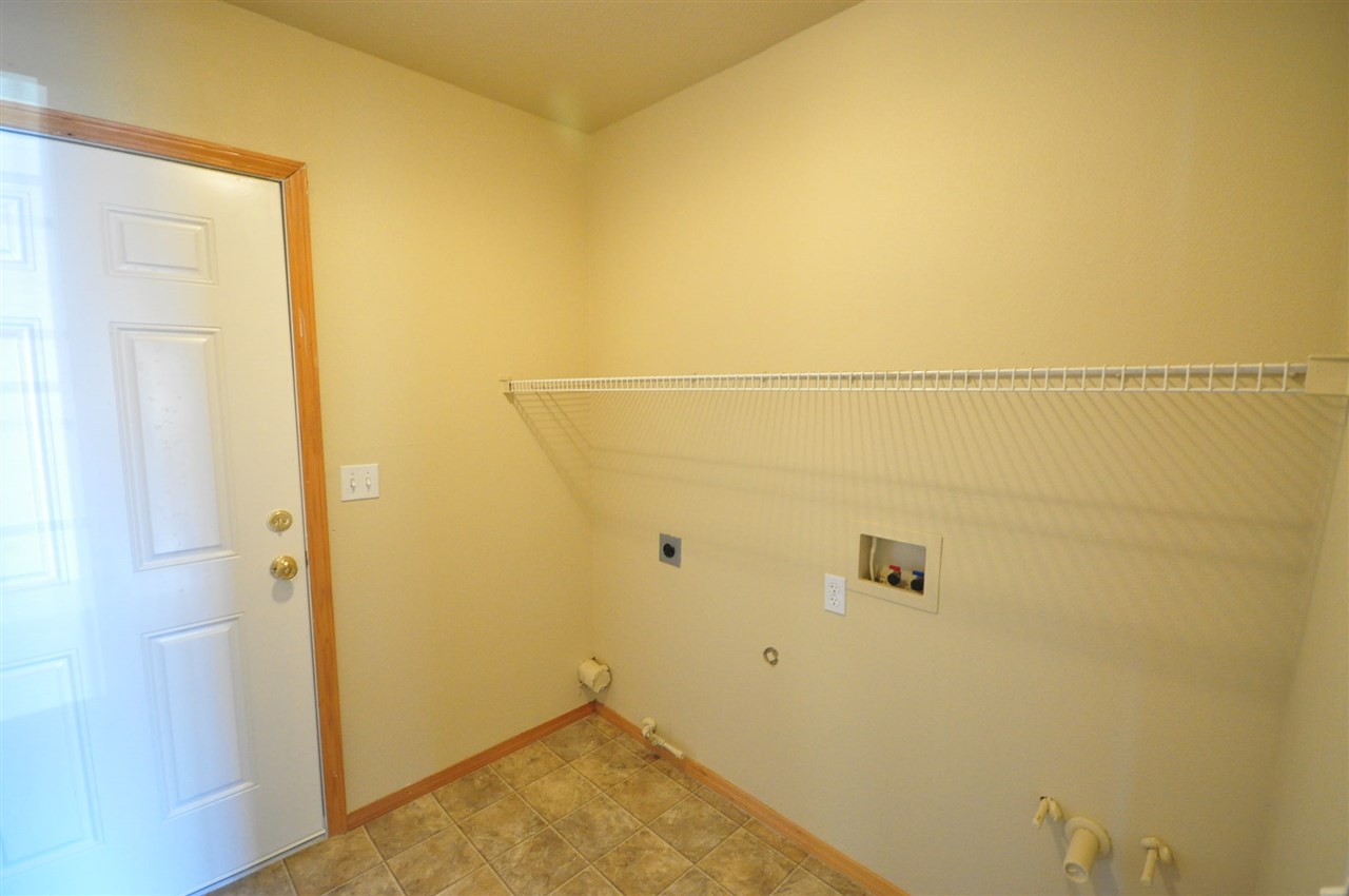 13316 W Greenfield Rd - Photo 12