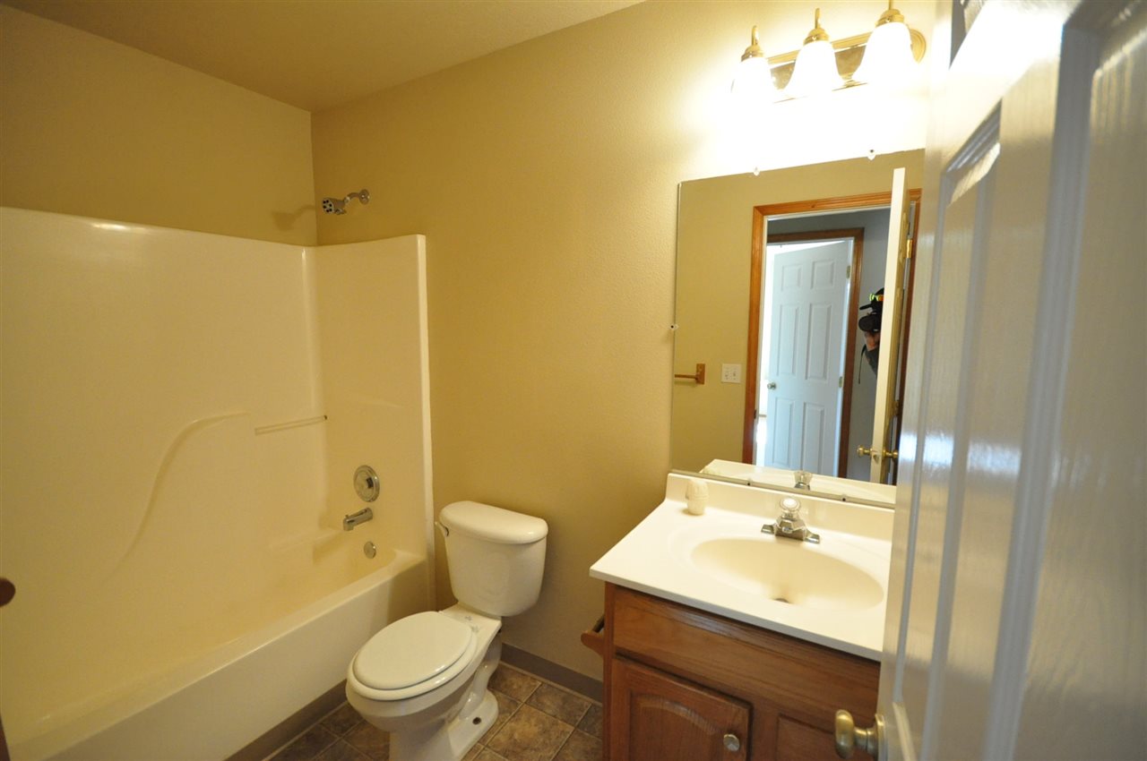 13316 W Greenfield Rd - Photo 10