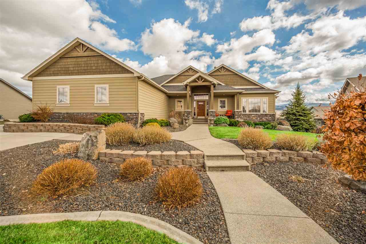 2111 S Meadowview Rd - Photo 1