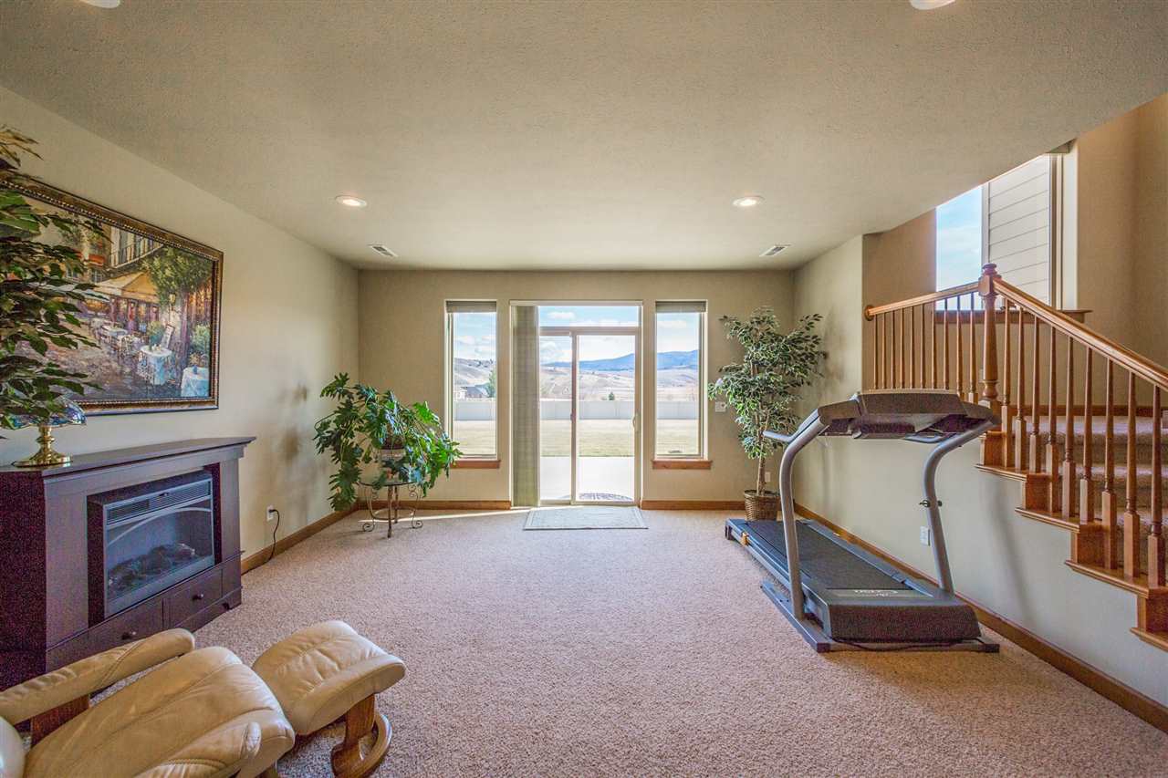 2111 S Meadowview Rd - Photo 14
