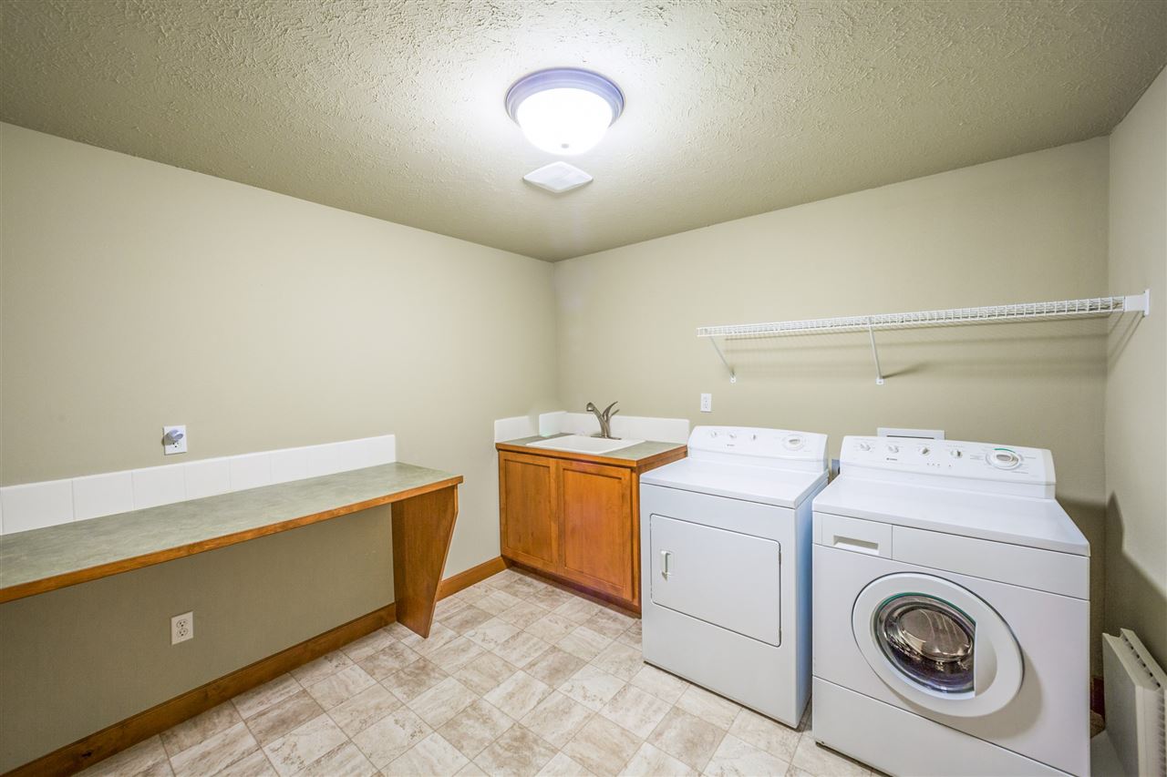 2111 S Meadowview Rd - Photo 16