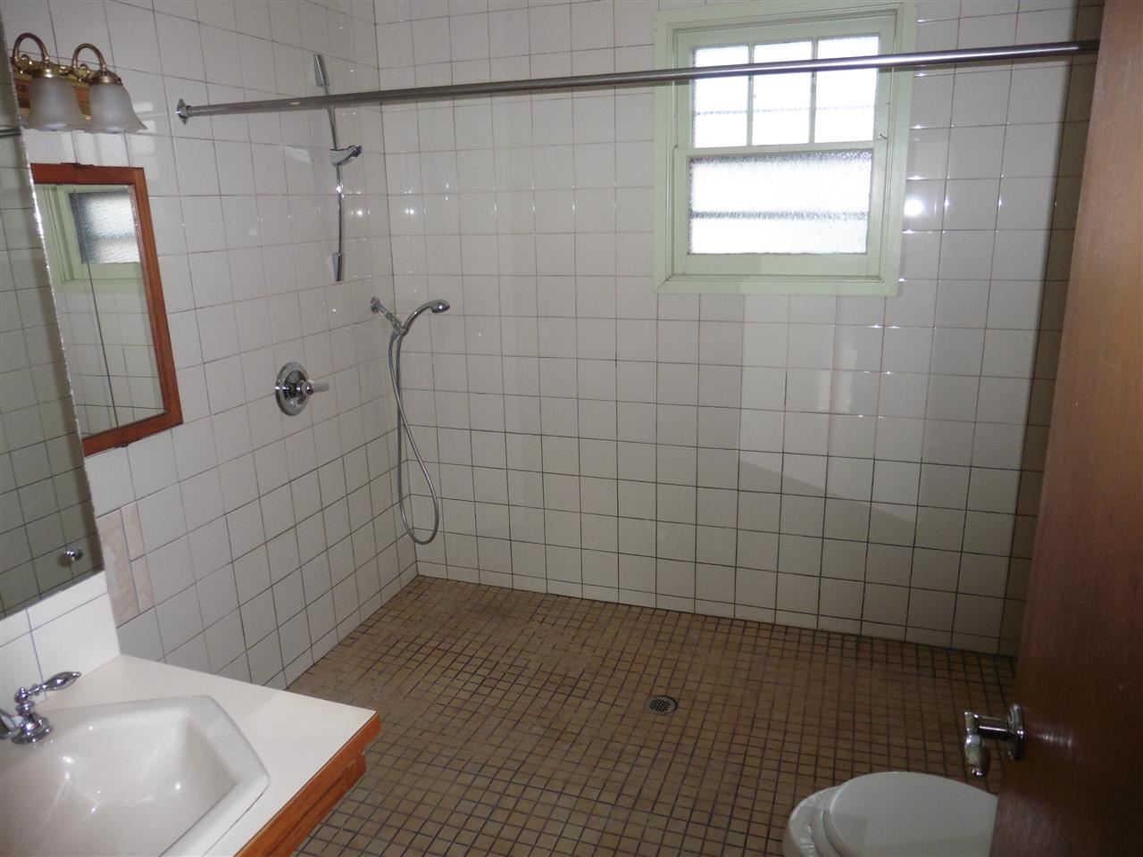 2227 E Pacific Ave - Photo 15