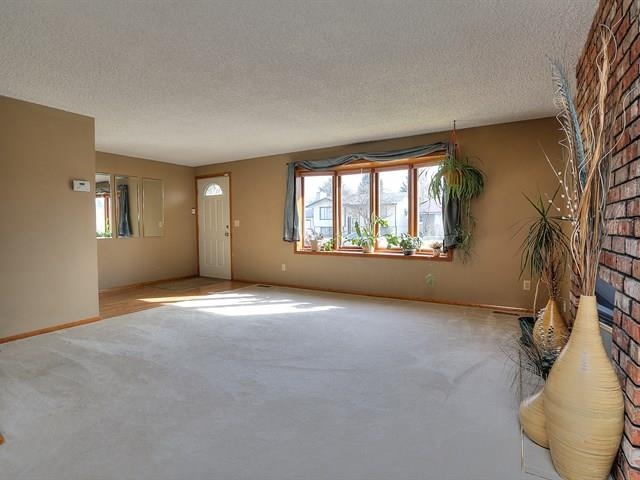 107 E Greta Ave - Photo 3