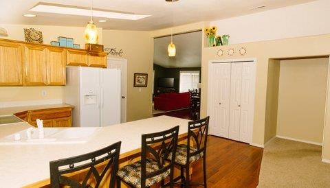 9712 W 72nd - Photo 8