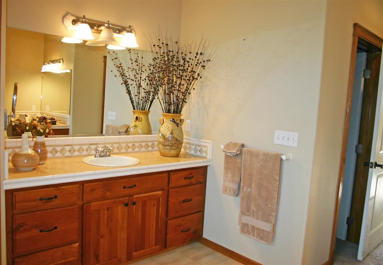 2015 W Taryn Ct - Photo 12