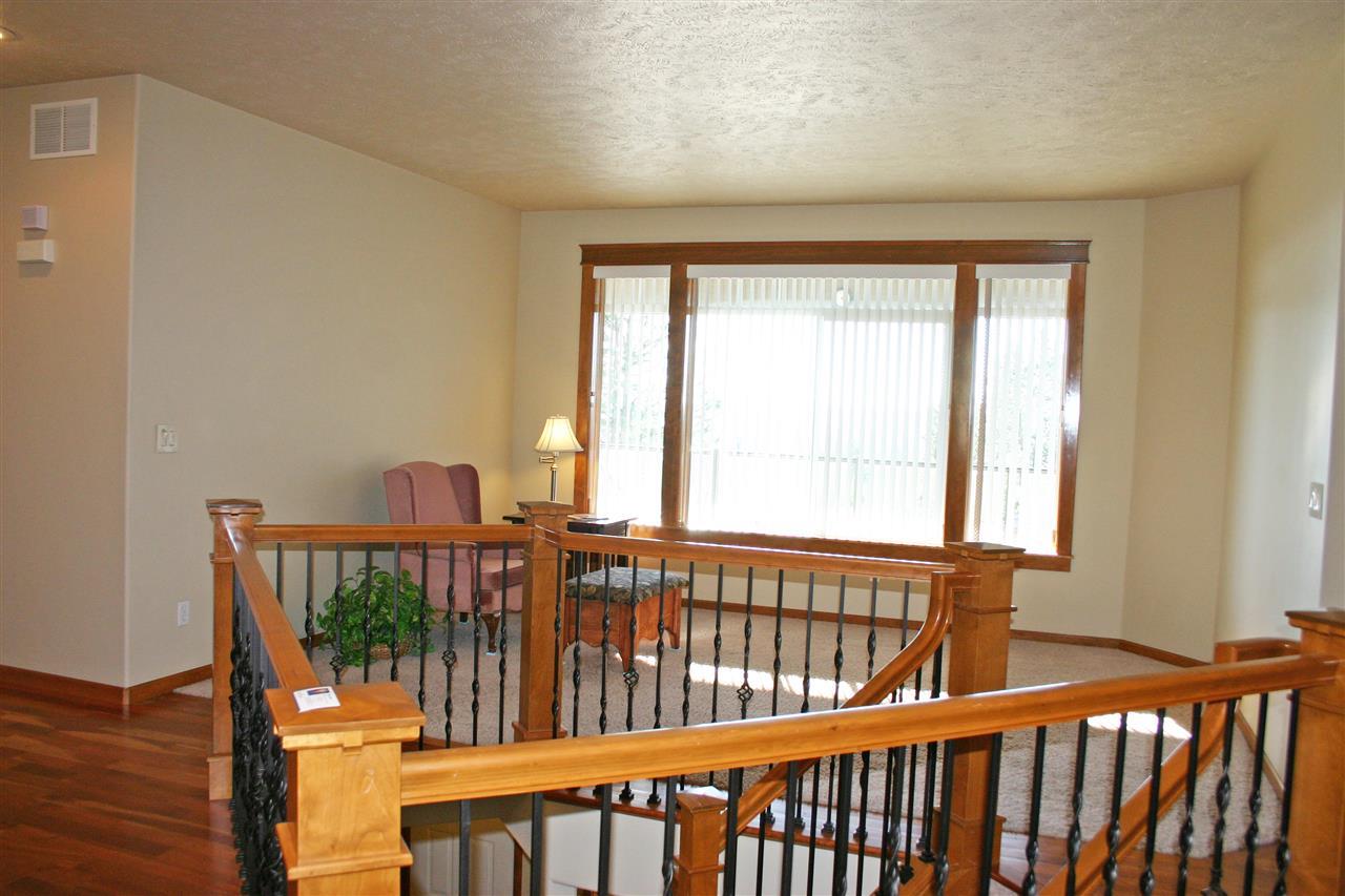 2015 W Taryn Ct - Photo 5