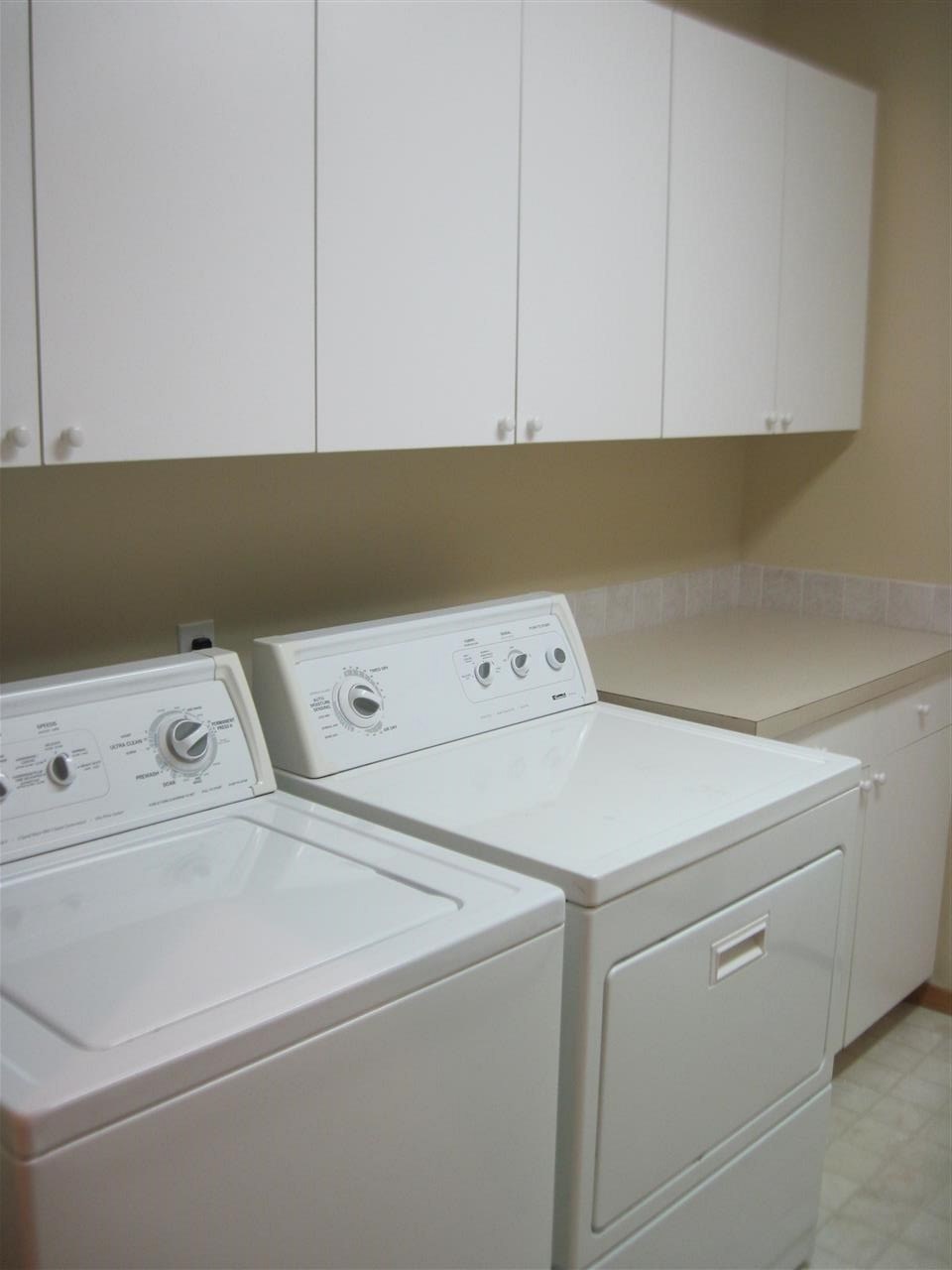 3529 E Carroll Ln - Photo 13