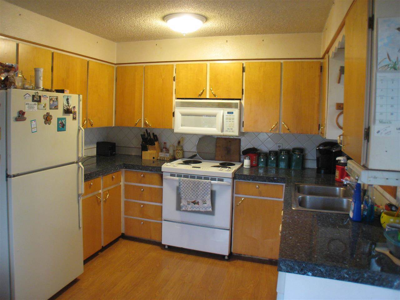 17606 E Mission Ave - Photo 4