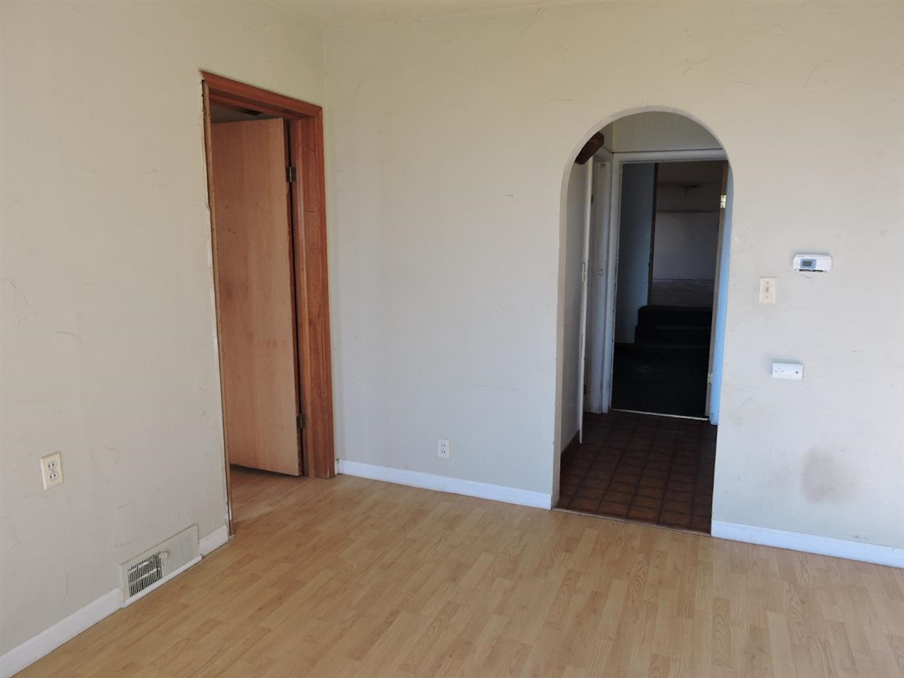 319 E 8th St - Photo 13