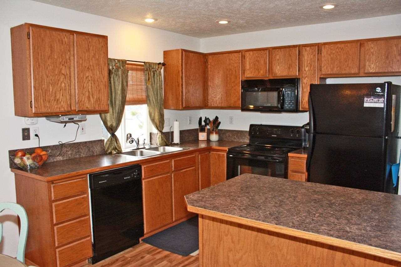 4208 E 33rd - Photo 3