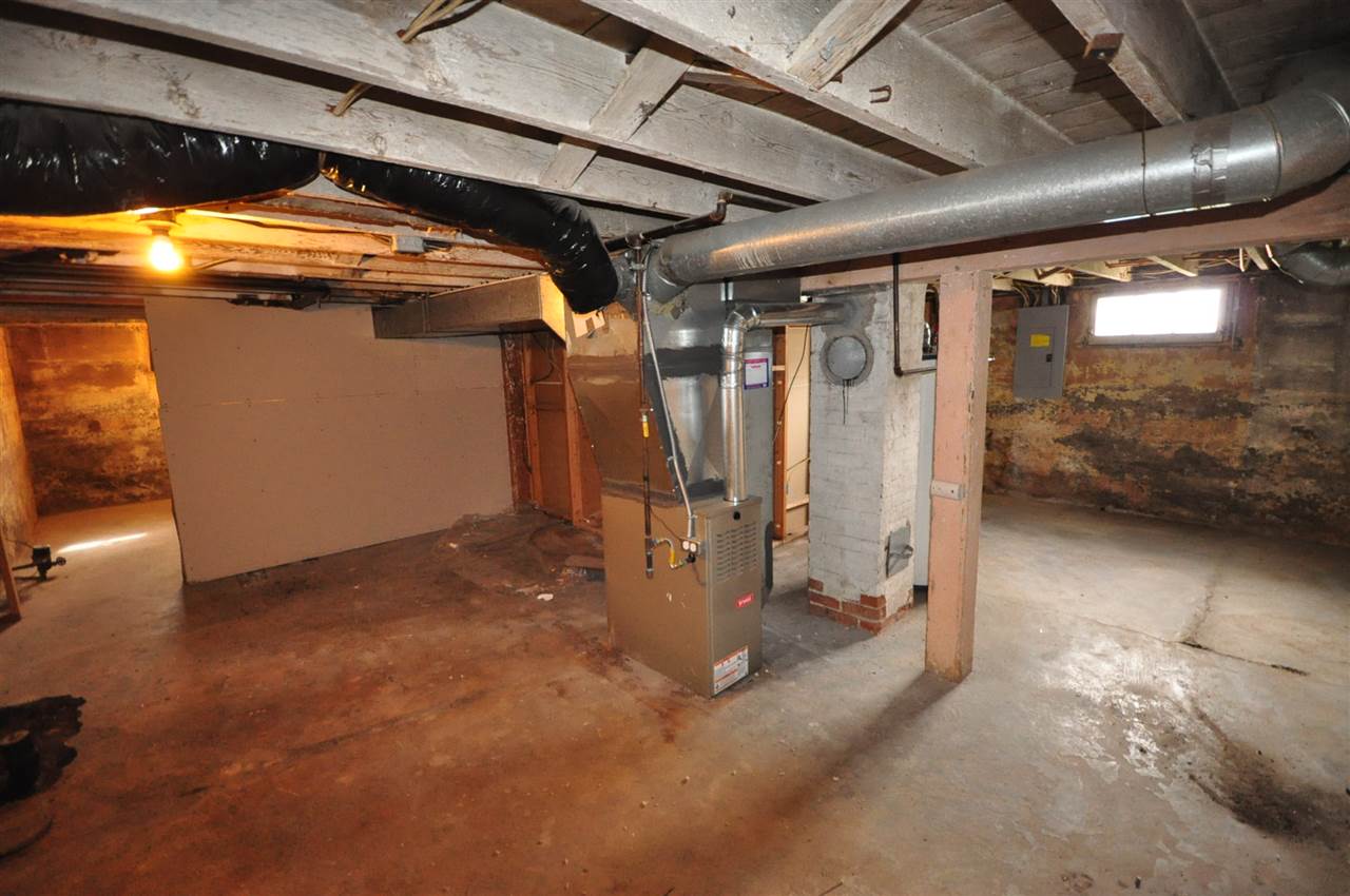2203 E COURTLAND Ave - Photo 11