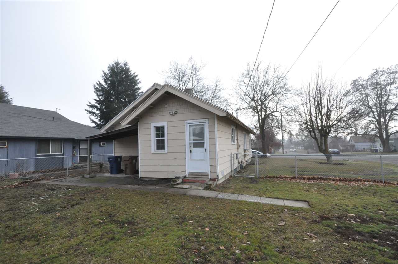 2203 E COURTLAND Ave - Photo 14