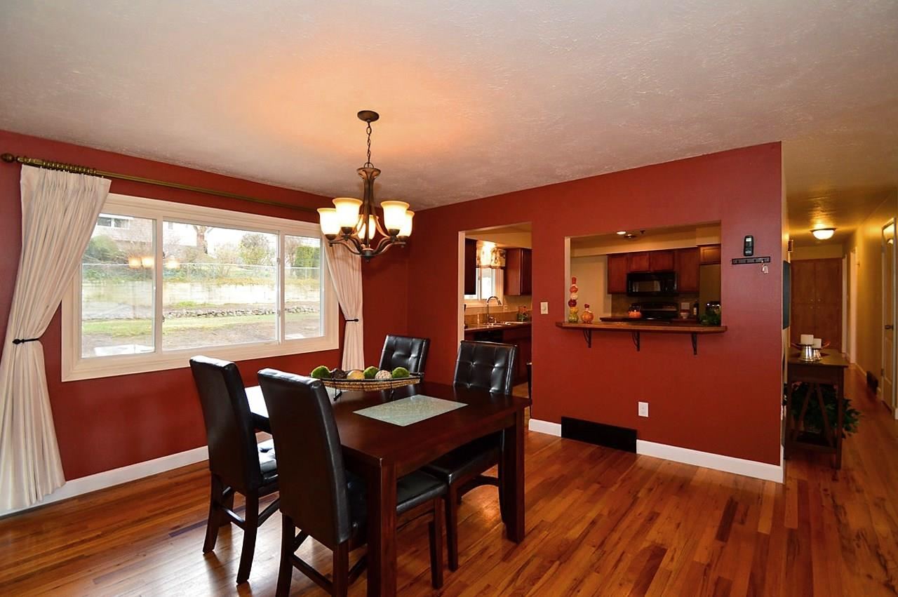 5594 N Greenwood Blvd - Photo 5