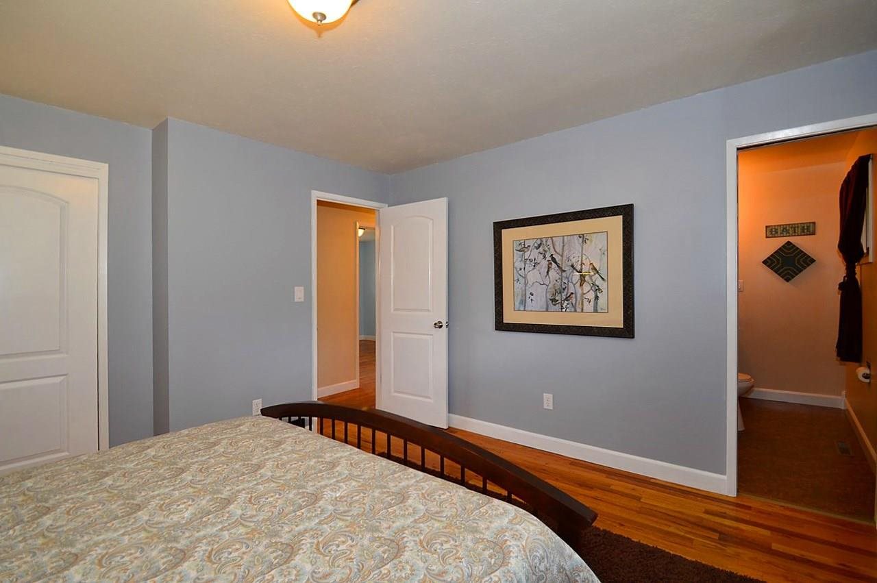 5594 N Greenwood Blvd - Photo 10