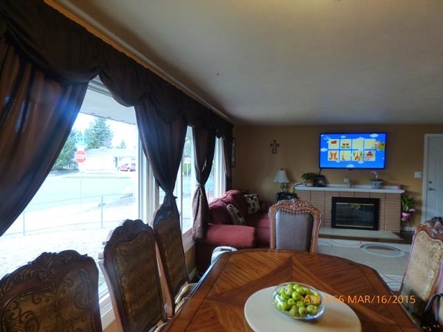 3221 W Francis Ave - Photo 6