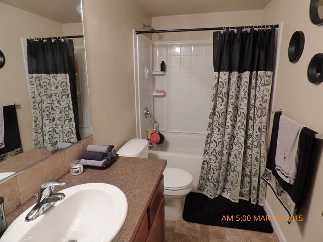 3221 W Francis Ave - Photo 8