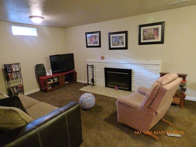 3221 W Francis Ave - Photo 9