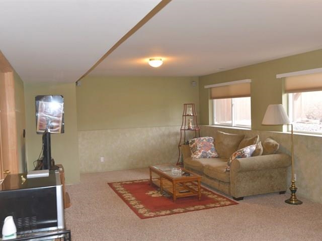 1719 N Harmony Ln - Photo 9