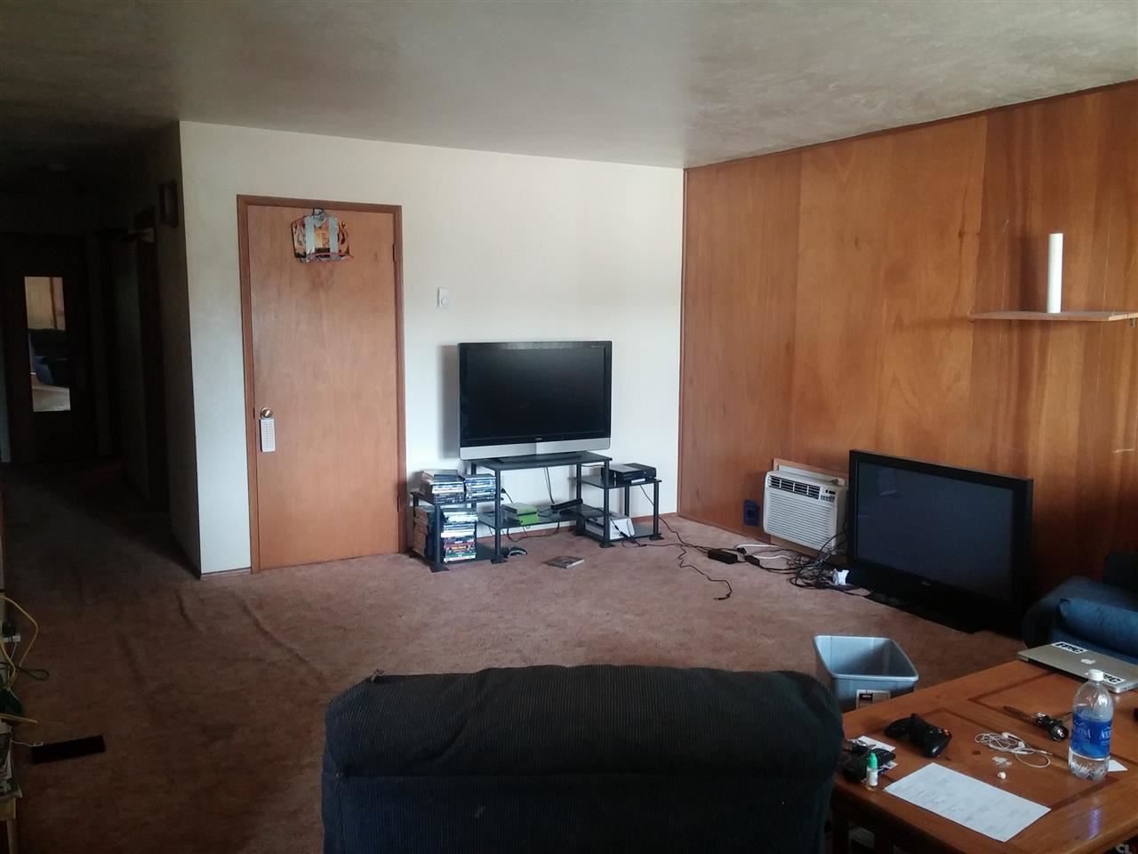 213 N 5TH St - Photo 4