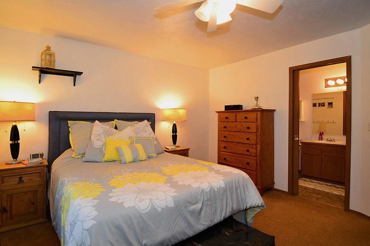 10924 E 4th Ave - Photo 8