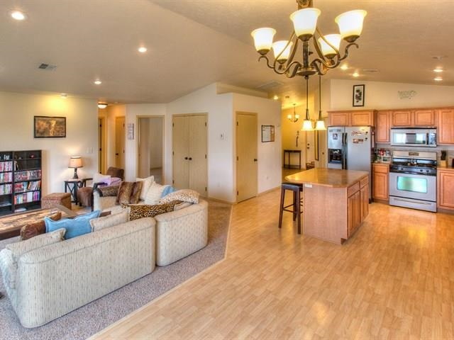 11821 E Boone Ave - Photo 4