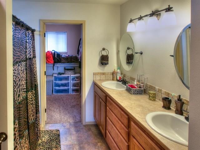 11821 E Boone Ave - Photo 10