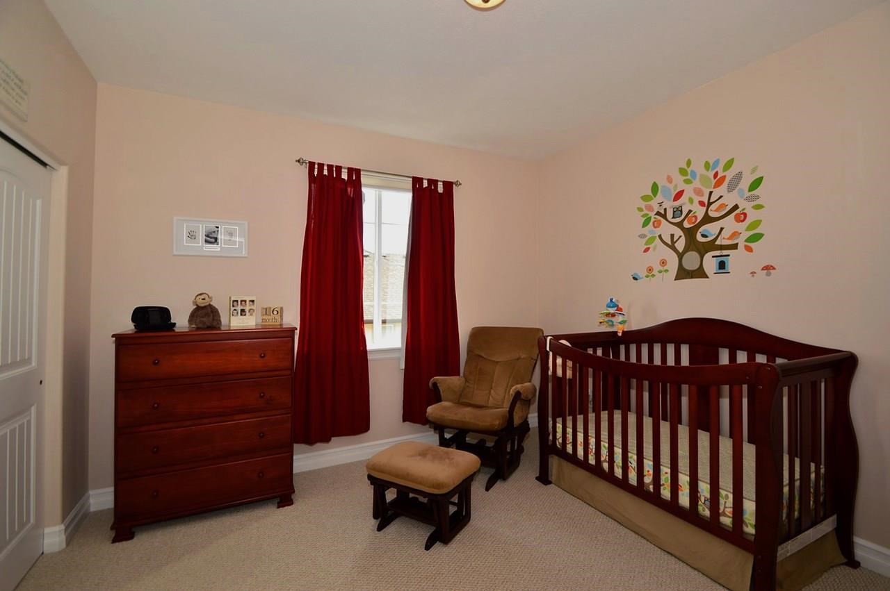 1209 W Chaucer Ave - Photo 15