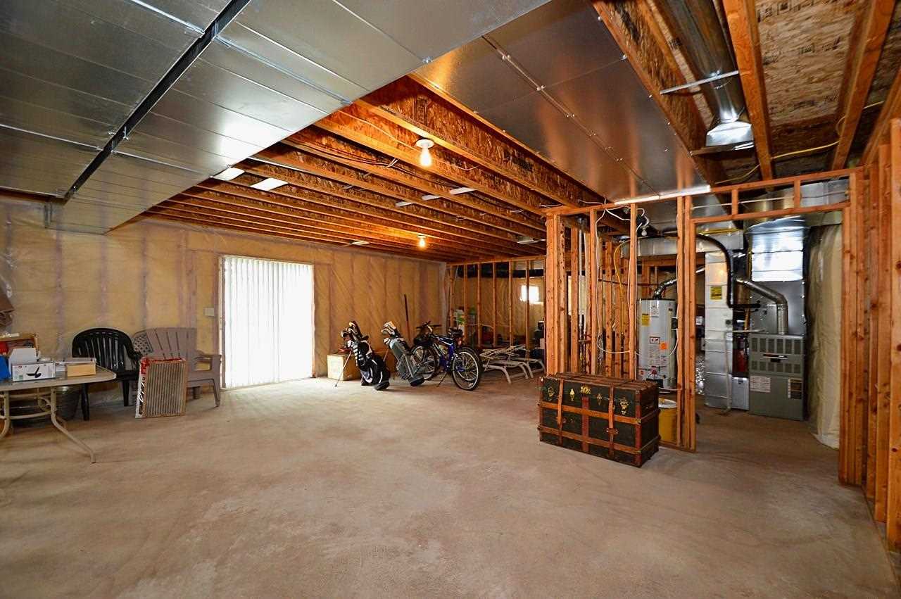 1209 W Chaucer Ave - Photo 16